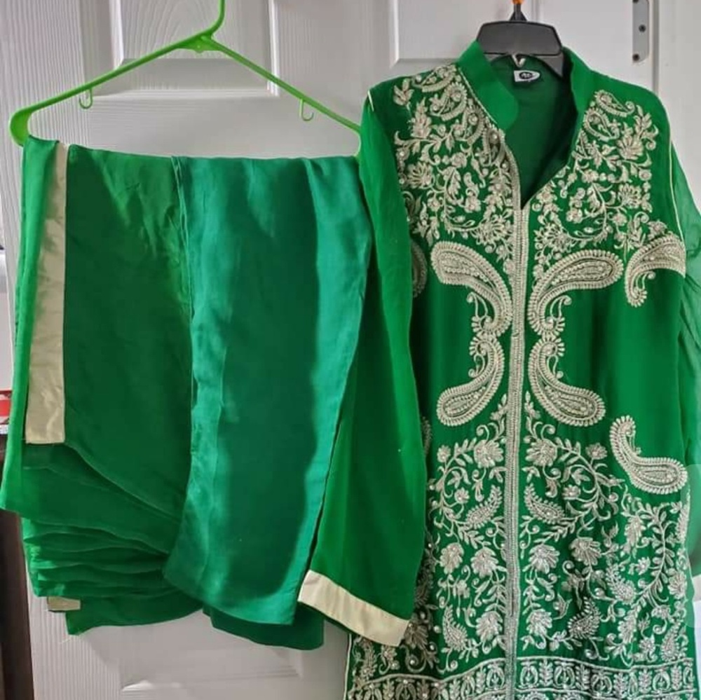 Party and wedding wear 3piece suite